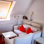 Haus Am Park 3 Goode Tied Apartment